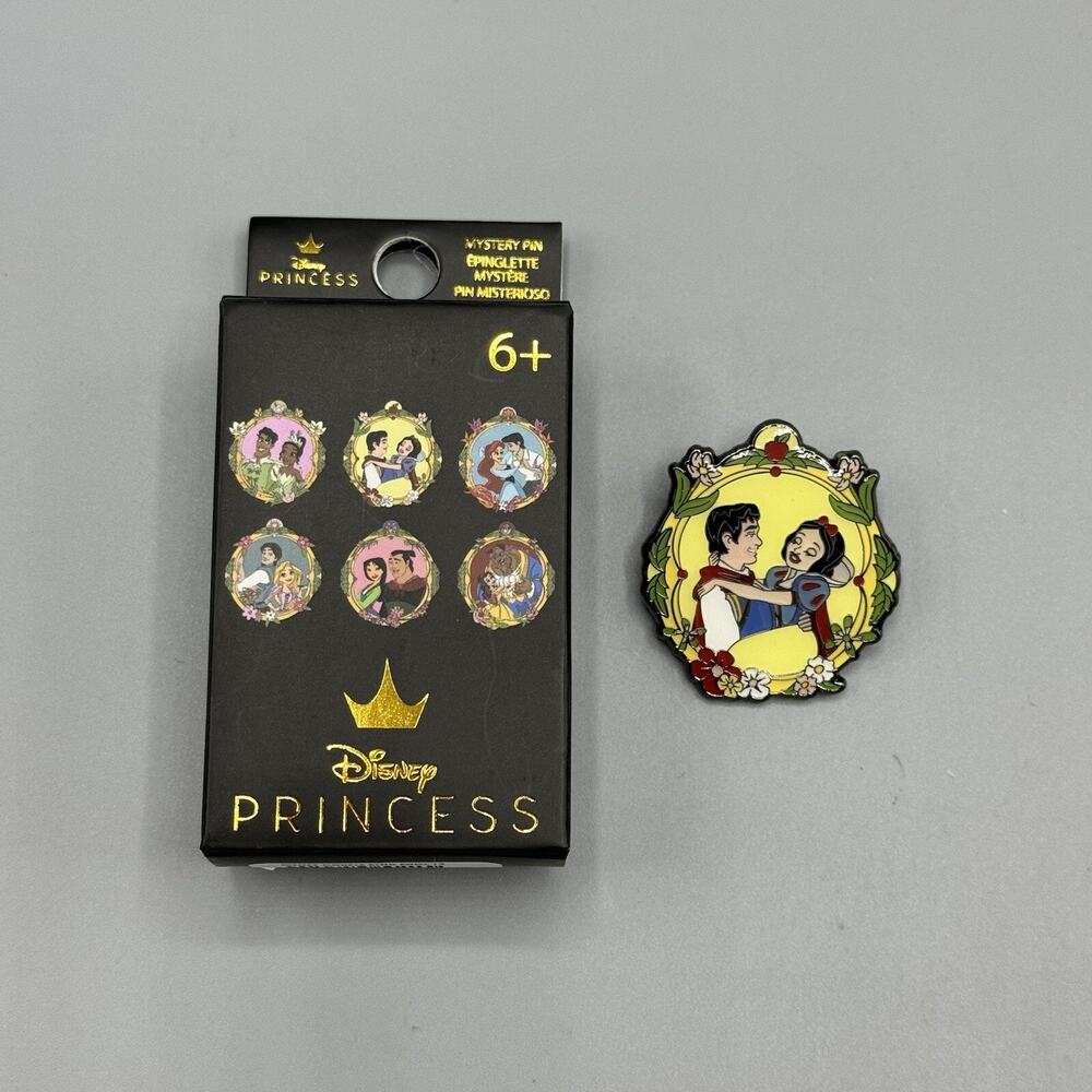 Loungefly Disney Couples Blind Enamel Pin SNOW WHITE & FLORIAN New Open Box